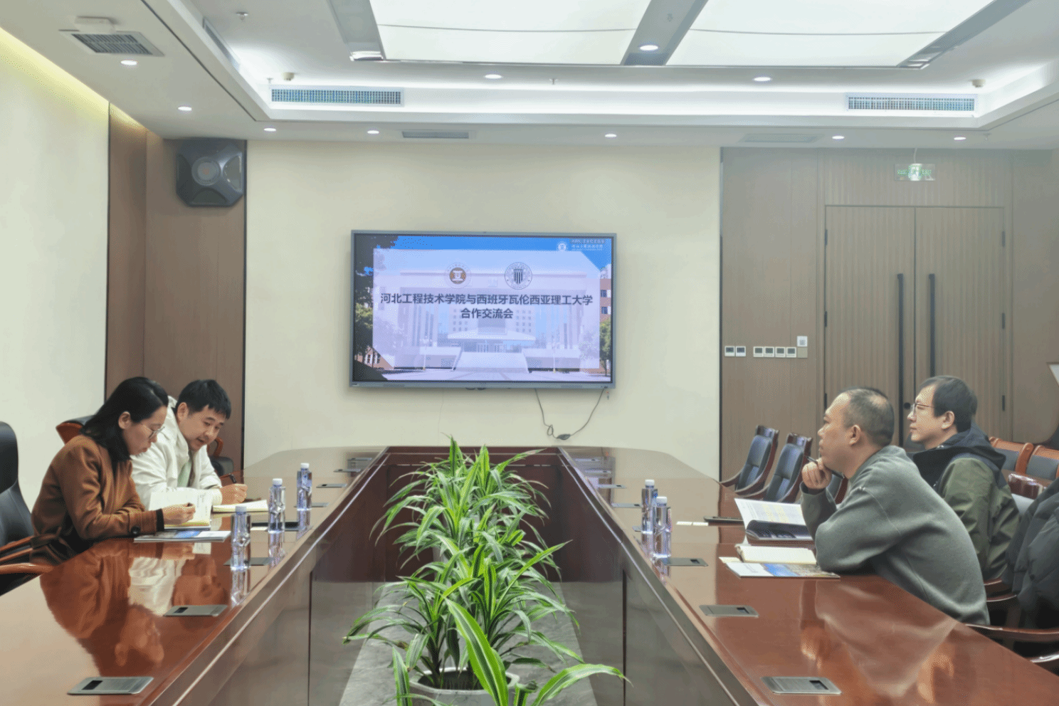 西班牙瓦伦西亚理工大学代表来365官网访问